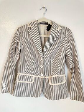 LIZ CLAIBORNE pinstripe blazer with cream details size 6 petite